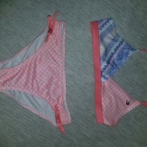 Girls Tommy Hilfiger 2 piece swimsuit